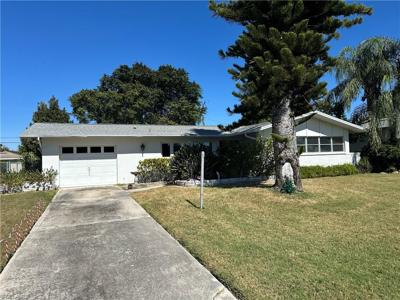 1401 SE 25th TER