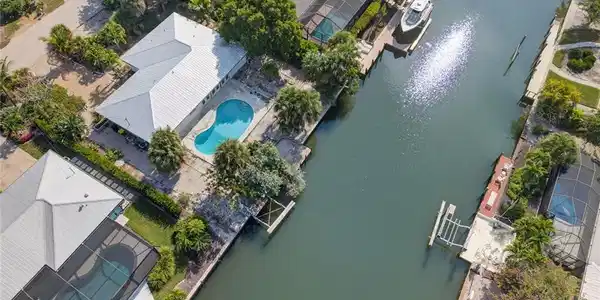 935 Pecten CT