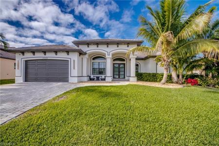 5322 Agualinda BLVD