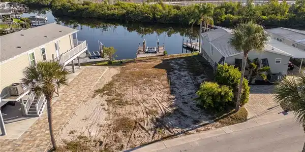 17781 Bryan CT