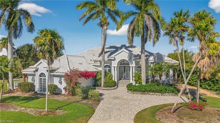9008 Mockingbird DR