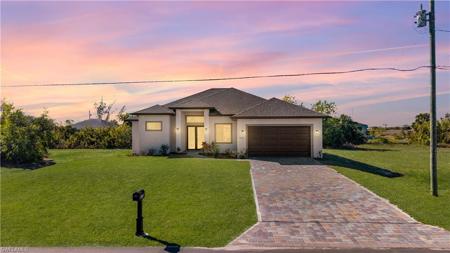 1132 NW 28th AVE