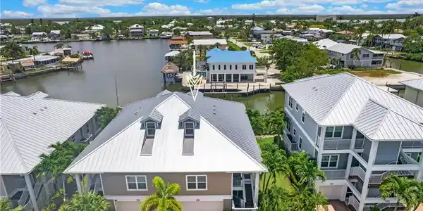 346 Angler DR