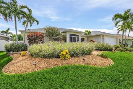 3805 SW 20th PL