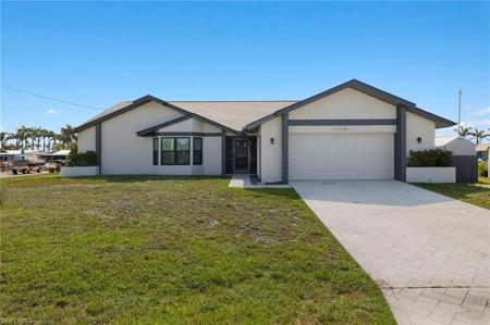 2176 Club House RD