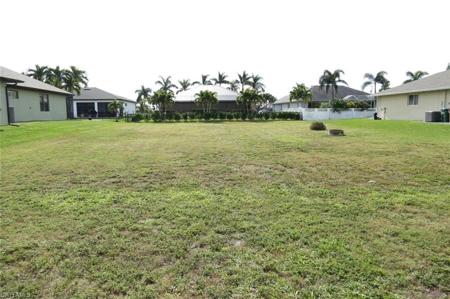 2228 SW 44th ST