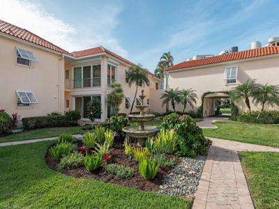 3070 Gulf Shore BLVD N