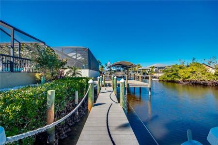 3342 Pinetree DR