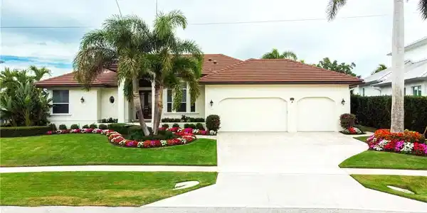 812 Giralda