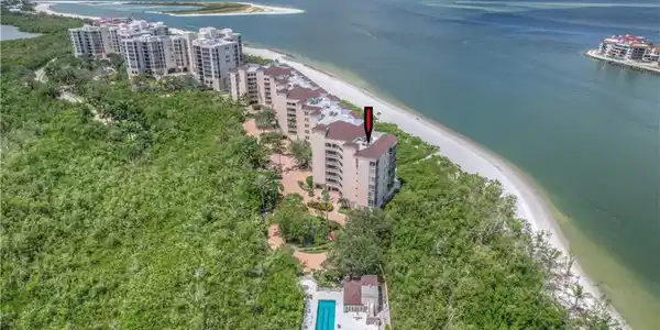 6000 Royal Marco WAY