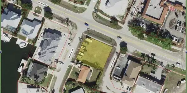 101 S Bahama AVE