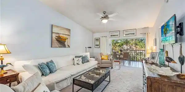 821 Gulf Pavilion DR