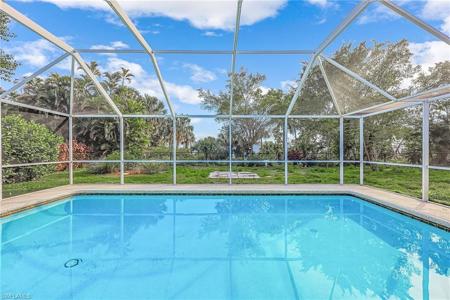 1040 Deep Lagoon LN