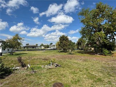 2102 E. Tobago CIR