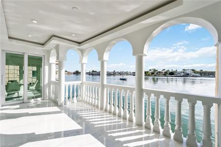 4000 Gulf Shore BLVD N