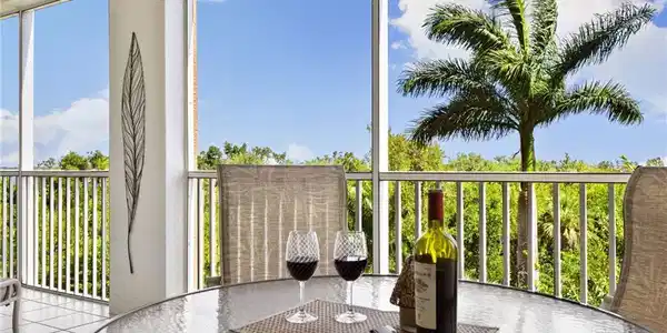 14815 Laguna DR