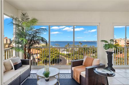 14817 Laguna DR