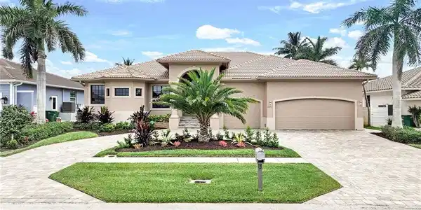 1171 Twin Oak CT