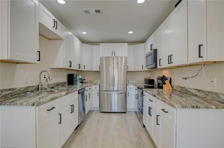 17319 Birchwood LN
