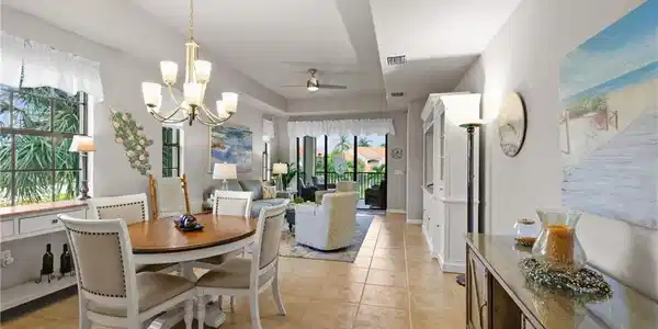 15121 Laguna DR