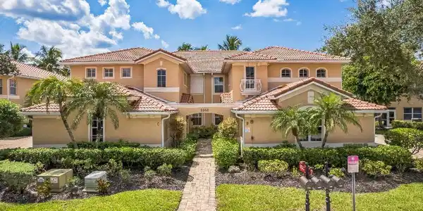 3368 Sunset Key CIR