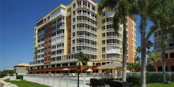 14200 Royal Harbour CT