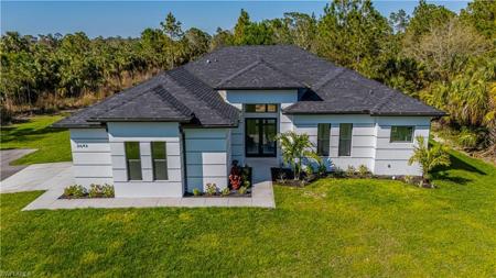 2643 8th 8th AVE SE