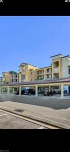 9566 Trevi CT