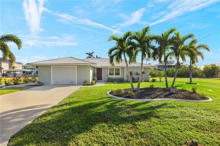 3307 Manatee DR