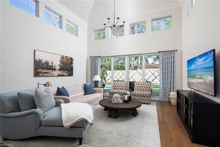 3736 Rachel LN