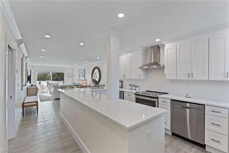 1208 Edington PL