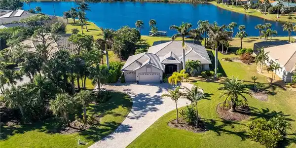 1040 Matecumbe Key RD