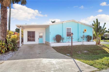 245 Grosbeak LN
