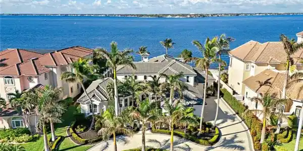 11260 Longwater Chase CT