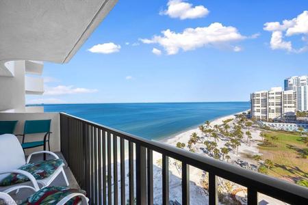 4005 Gulf Shore BLVD N