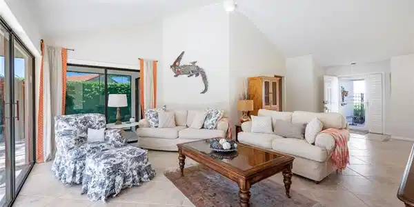 802 Reef Point CIR