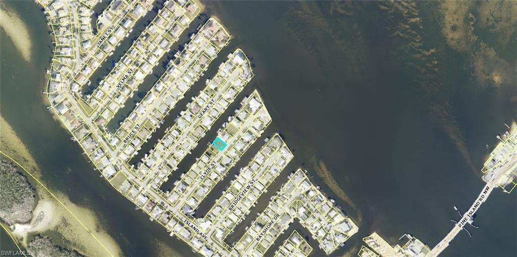 Image 2: View of details