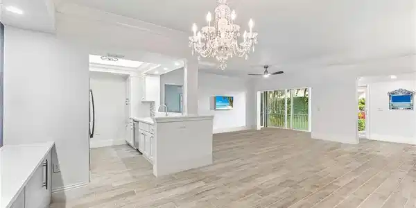 788 Willowbrook DR