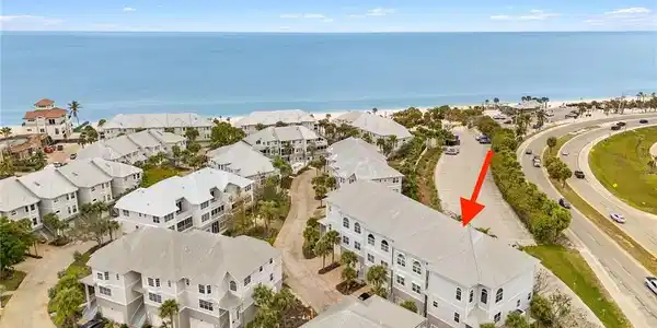 109 Barefoot CIR