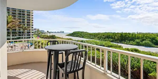 440 Seaview CT