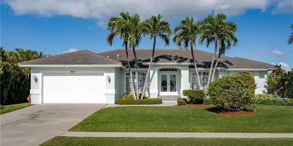 1524 Kingston CT