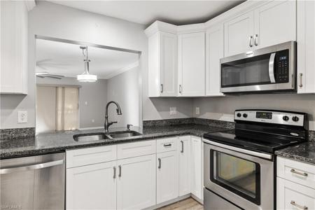 1707 Golf Club DR