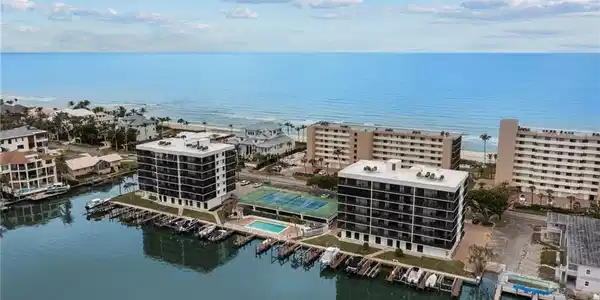 10482 Gulf Shore DR
