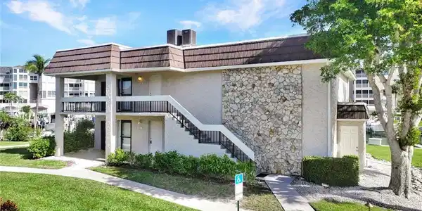 881 Panama CT