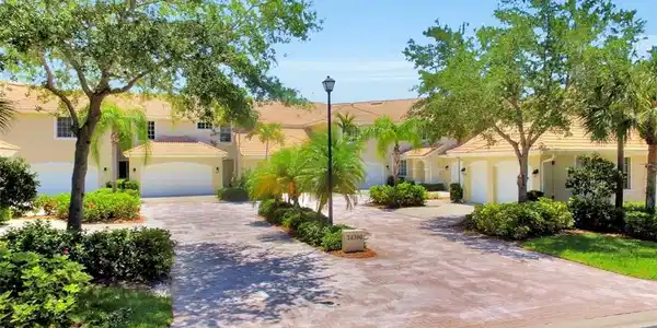 24390 Sandpiper Isle WAY