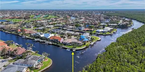 5076 La Costa Island CT