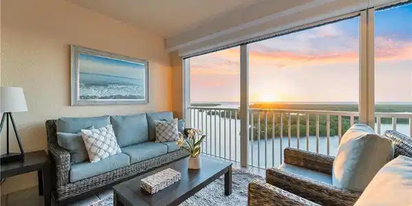 445 Dockside DR