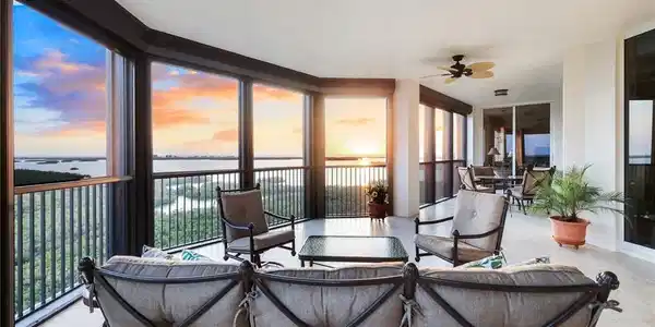 4875 Pelican Colony BLVD