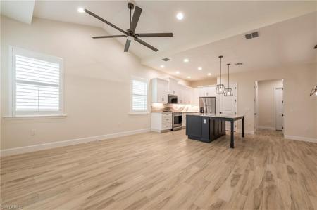 6988 Saona CT