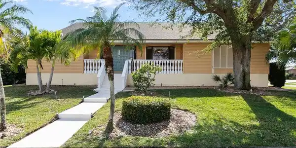 1333 Jamaica RD